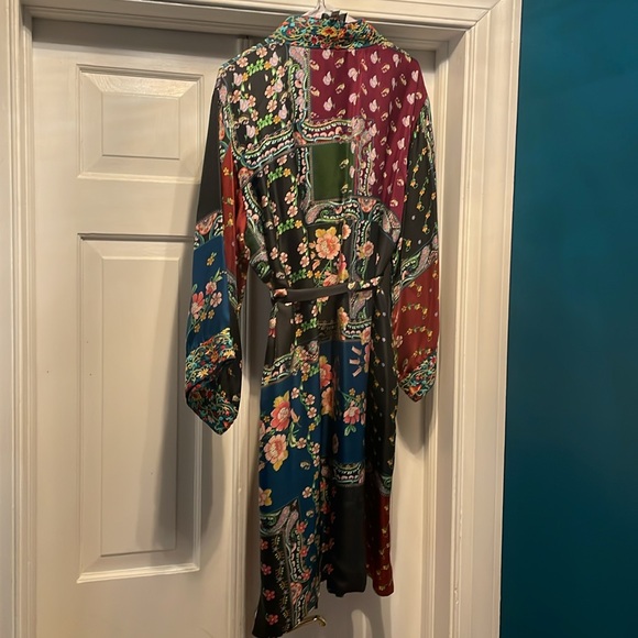 Kimono style Johnny Was silk dress - Picture 5 of 7